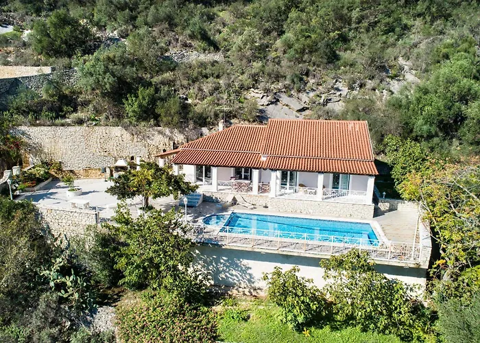 Fantasia Villa Katavolos