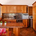 Fantasia Villa Katávolos